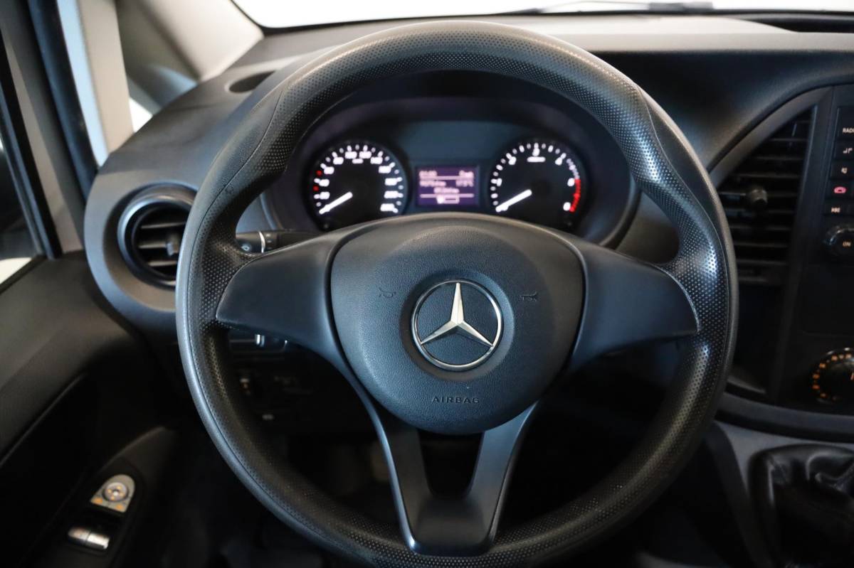 Mercedes-Benz Vito Mercedes-Benz Vito 116 CDI Lang AIRCO CLIMA CRUISE CONTROL DUBB. ACHTERDEUREN LEASE v/a 169 p.m. INRUIL MOGELIJK