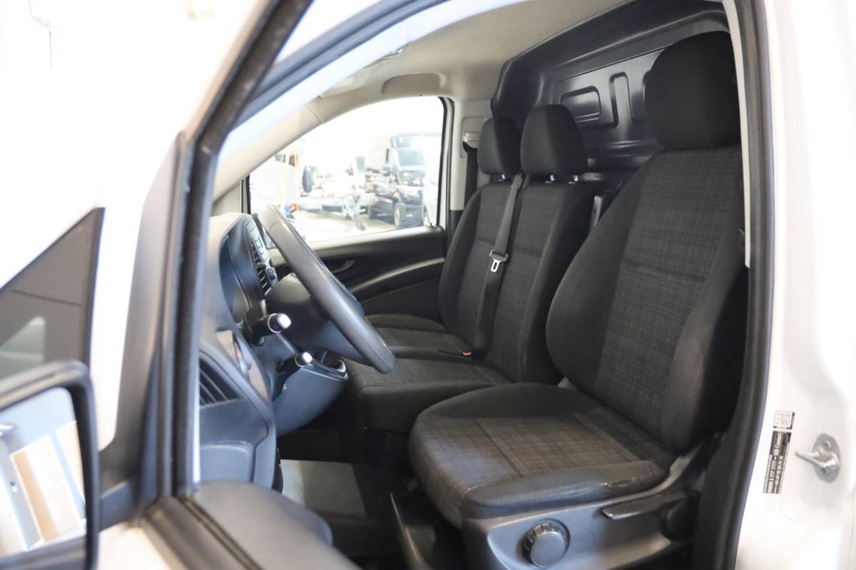 Mercedes-Benz Vito Mercedes-Benz Vito 116 CDI Lang AIRCO CLIMA CRUISE CONTROL DUBB. ACHTERDEUREN LEASE v/a 169 p.m. INRUIL MOGELIJK