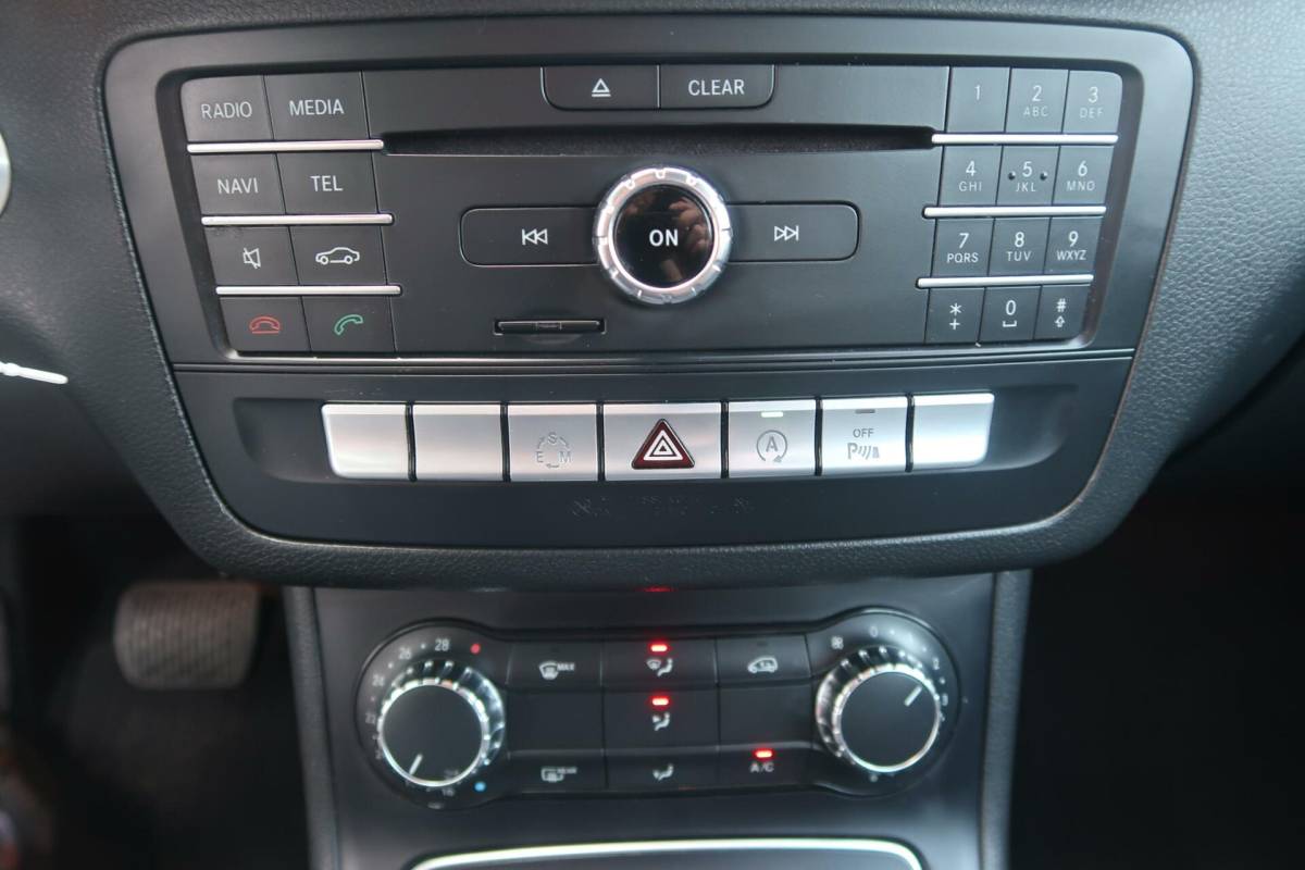 Mercedes-Benz B-Klasse Mercedes B-klasse 180 Aut Facelift|TREKHAAK|CAMERA|NAVIGATIE|XENON-LED|PDC|PERFECT ONDERHOUDEN