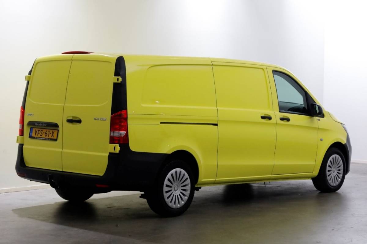 Mercedes-Benz Vito Mercedes-Benz Vito 114 CDI 136pk RWD XL Extra Lang Airco/PDC 04-2020