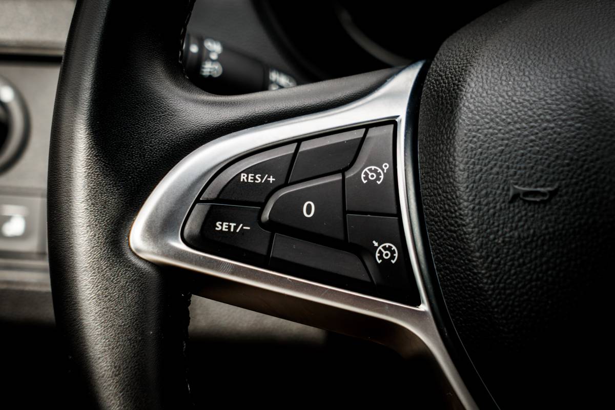 Dacia Duster Dacia Duster 1.0 TCe Bi-Fuel Prestige | Trekhaak | 17 inch LMV | Camera | Keyless | Treeplanken | 1e Eigenaar