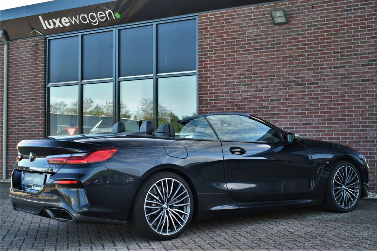 BMW 8 Serie BMW 8-serie M850i xDrive B&W Stoelvent Soft-Close ACC 360 HUD