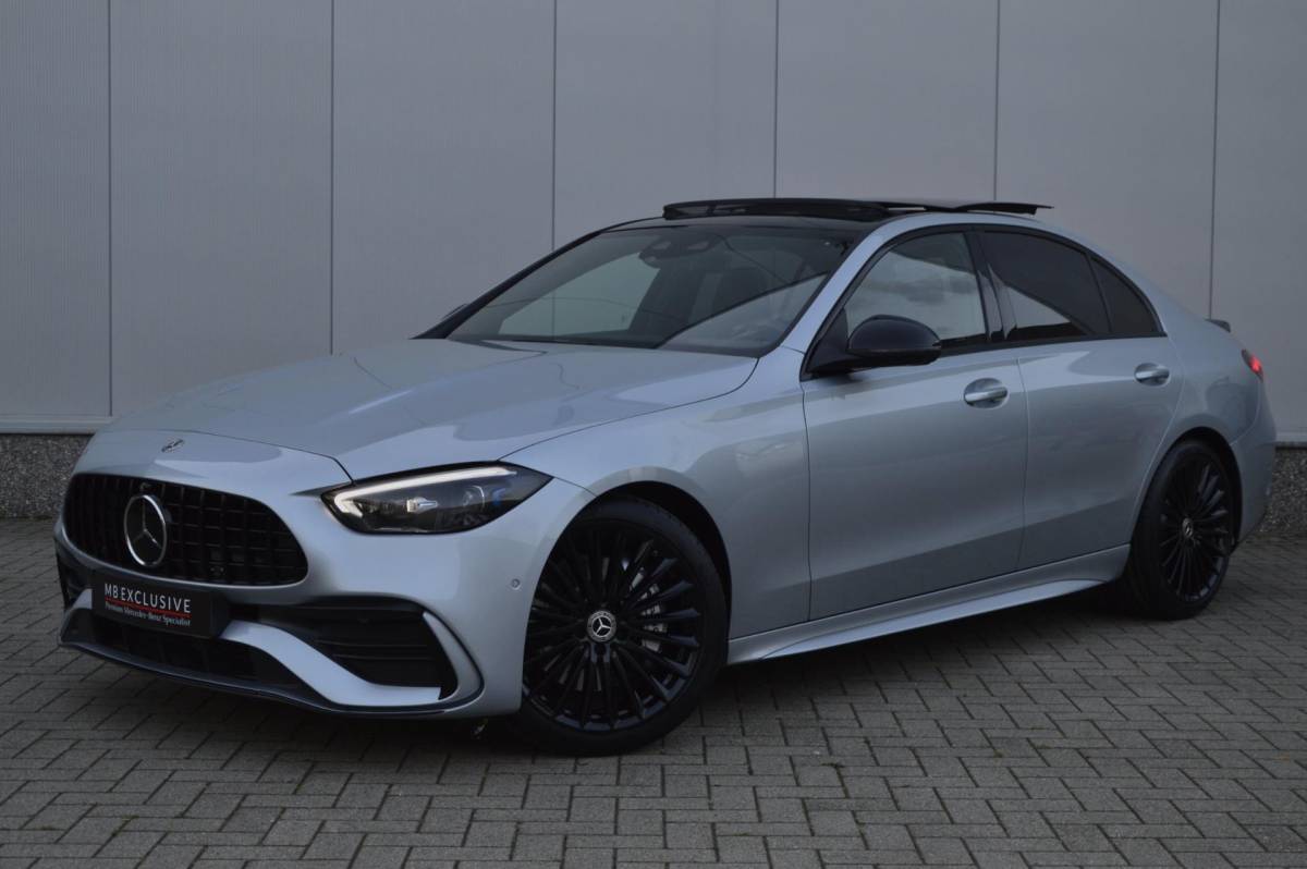 Mercedes-Benz C-Klasse Mercedes-Benz C-klasse 180 AMG C63 Night Edition1 AUT9 2022
