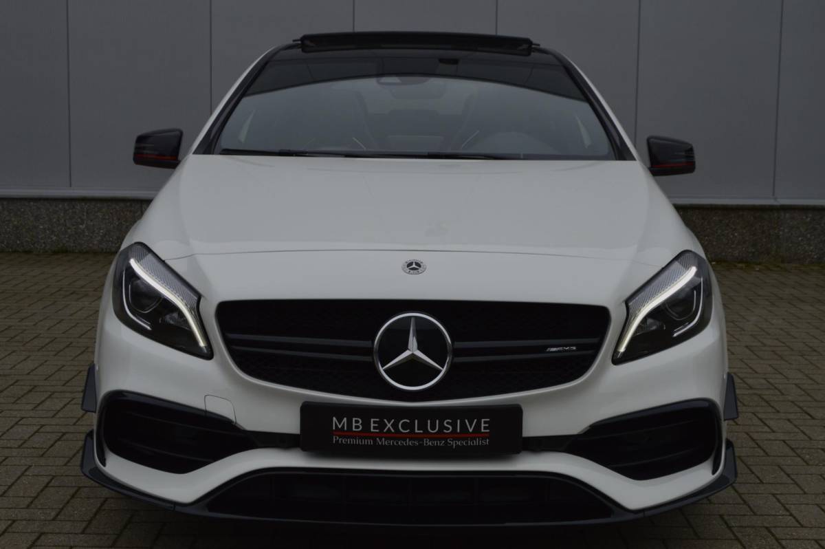 Mercedes-Benz A-Klasse Mercedes-Benz A-klasse 45 AMG Aero Night Edition1 381pk