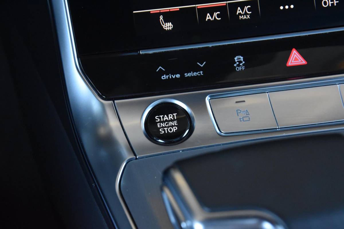 Audi A6 Audi A6 Avant 55 TFSI e quattro 3X S-Line PANODAK/CARPLAY/ACC/KEYLESS