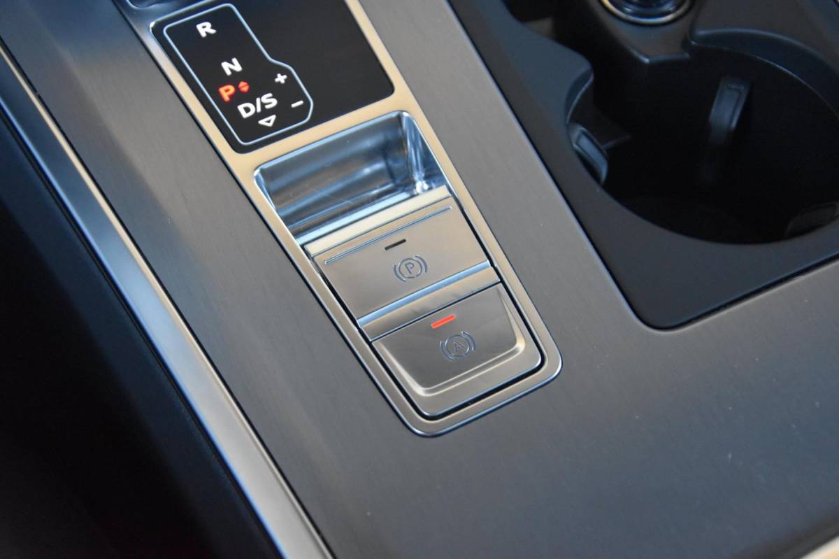 Audi A6 Audi A6 Avant 55 TFSI e quattro 3X S-Line PANODAK/CARPLAY/ACC/KEYLESS