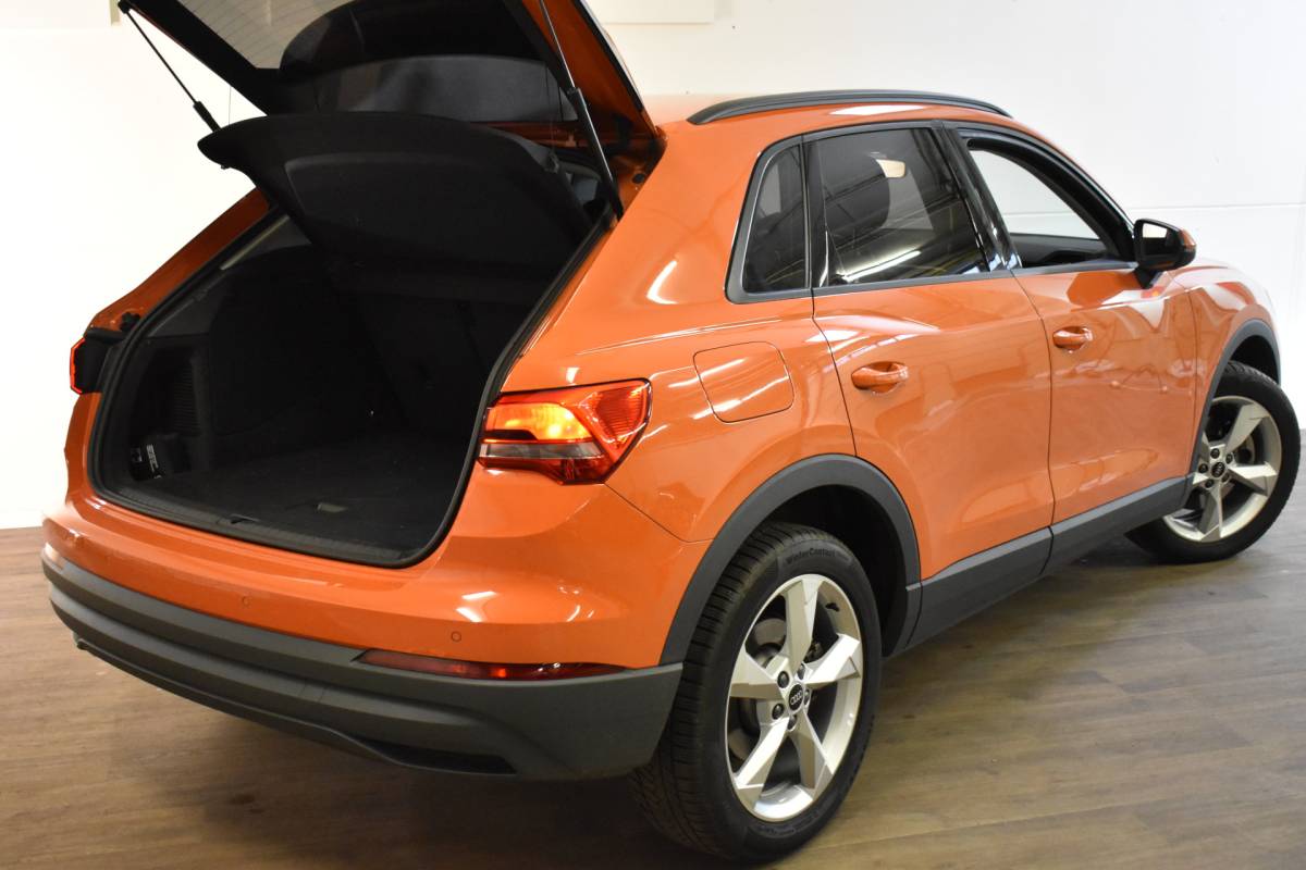 Audi Q3 Audi Q3 45 TFSIe 245PK HYBRID S-TRONIC EDITION NAVI/PDC/BLUETOOTH