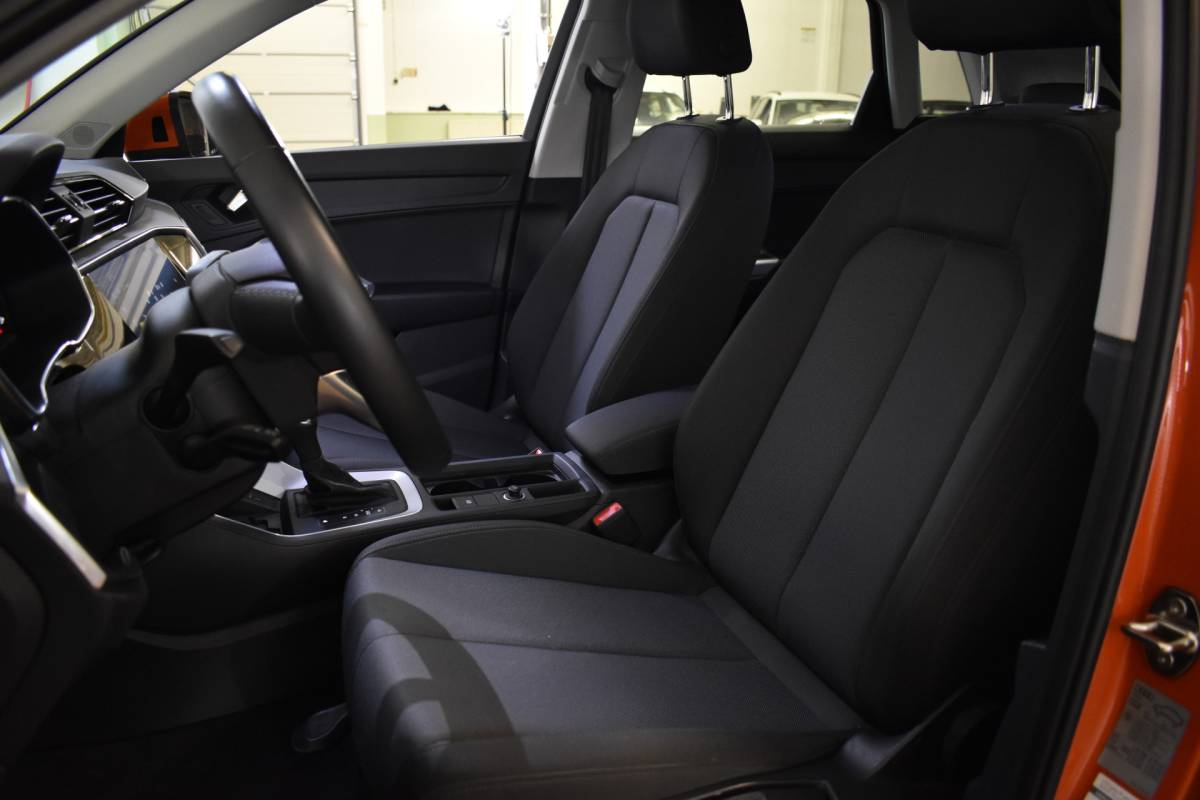 Audi Q3 Audi Q3 45 TFSIe 245PK HYBRID S-TRONIC EDITION NAVI/PDC/BLUETOOTH