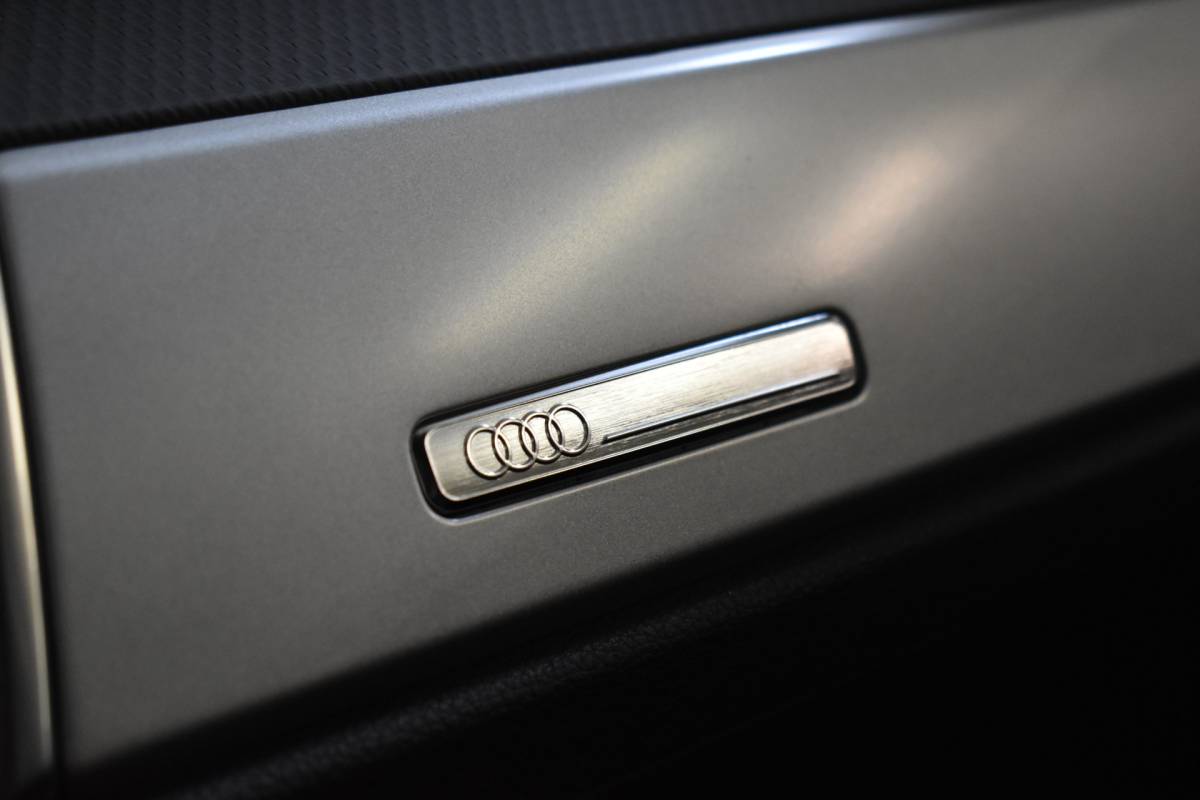 Audi Q3 Audi Q3 45 TFSIe 245PK HYBRID S-TRONIC EDITION NAVI/PDC/BLUETOOTH