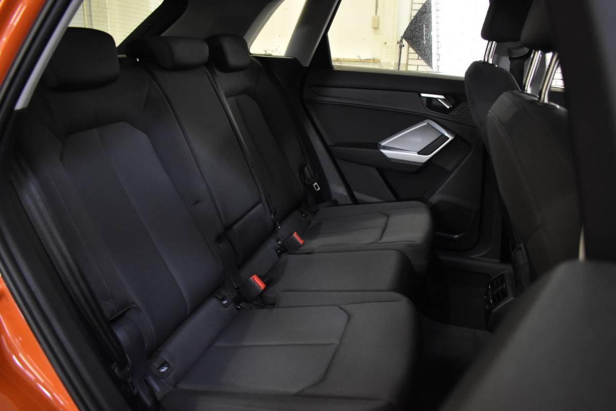 Audi Q3 Audi Q3 45 TFSIe 245PK HYBRID S-TRONIC EDITION NAVI/PDC/BLUETOOTH