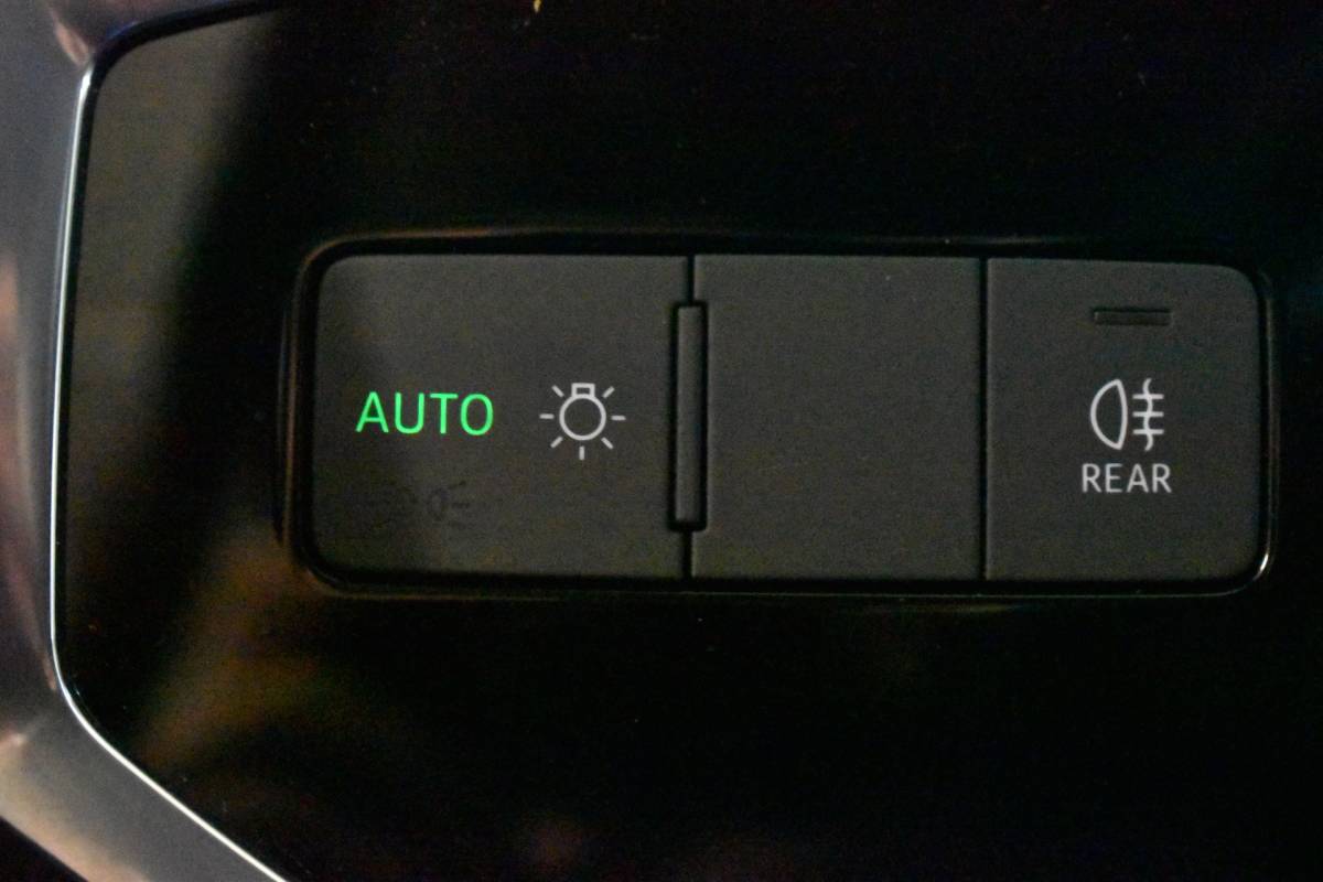 Audi Q3 Audi Q3 45 TFSIe 245PK HYBRID S-TRONIC EDITION NAVI/PDC/BLUETOOTH