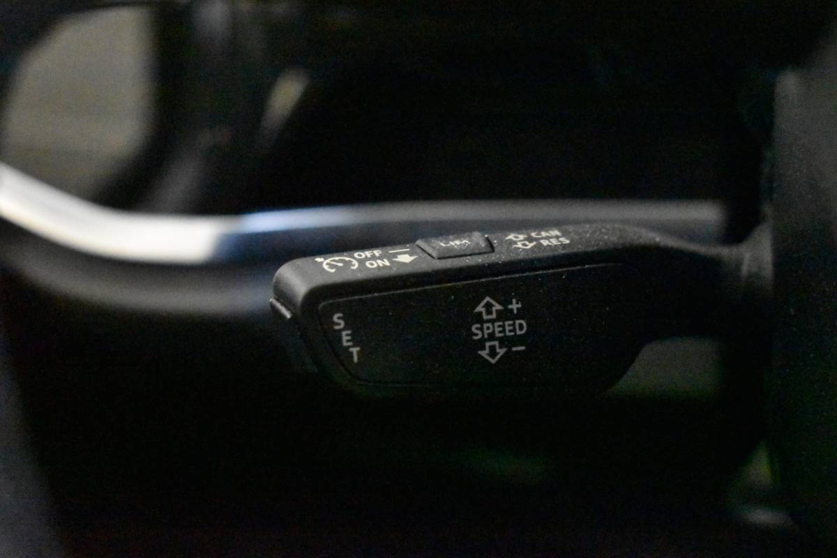 Audi Q3 Audi Q3 45 TFSIe 245PK HYBRID S-TRONIC EDITION NAVI/PDC/BLUETOOTH