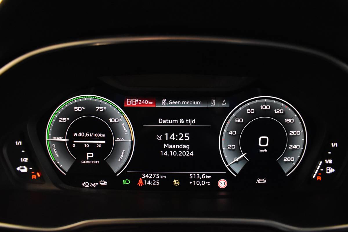 Audi Q3 Audi Q3 45 TFSIe 245PK HYBRID S-TRONIC EDITION NAVI/PDC/BLUETOOTH