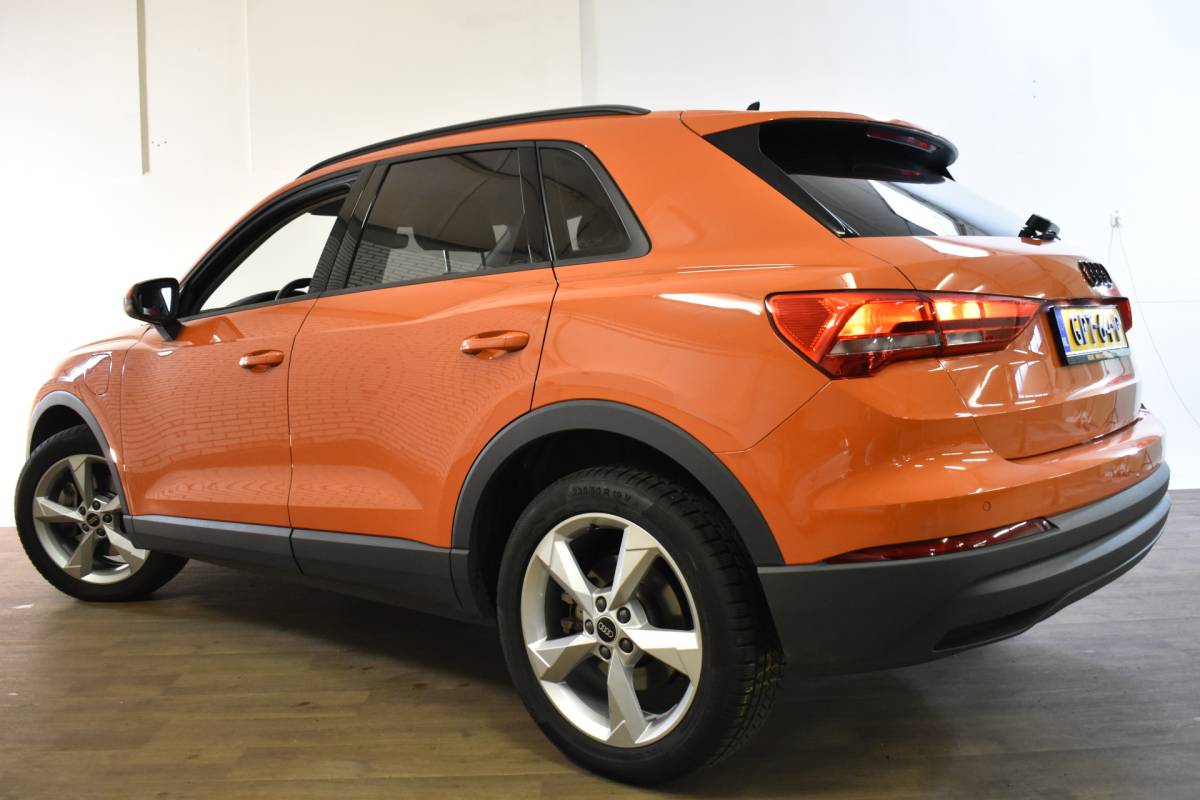 Audi Q3 Audi Q3 45 TFSIe 245PK HYBRID S-TRONIC EDITION NAVI/PDC/BLUETOOTH