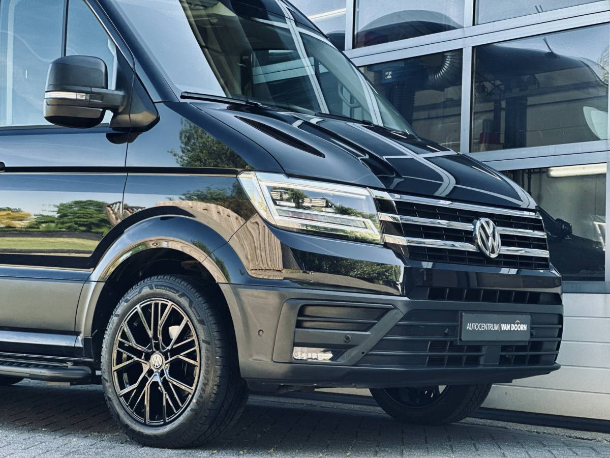 Volkswagen Crafter Volkswagen Crafter 2.0 TDI 177pk | DSG | L3H3 | LED | Navi | Adapt Cruise | Verwarmde voorruit | Camera Massagestoel | Ex BTW