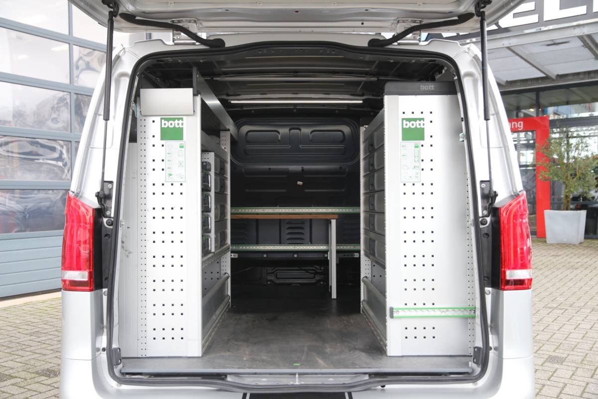 Mercedes-Benz Vito Mercedes-Benz Vito 114 CDI | Aut. | Werkplaats inrichting | Navi | Cruise | Airco..