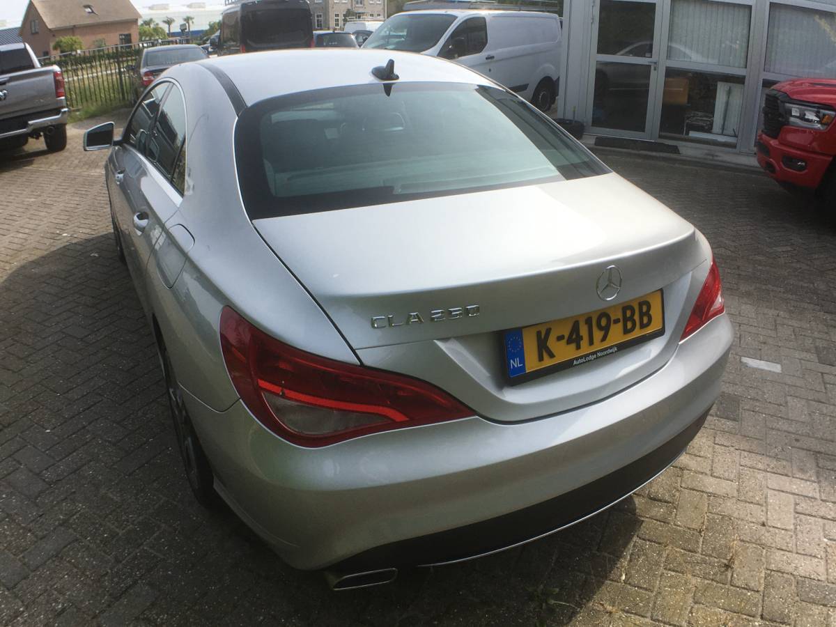 Mercedes-Benz CLA Mercedes-Benz CLA-klasse 250 Ambition Leder,
