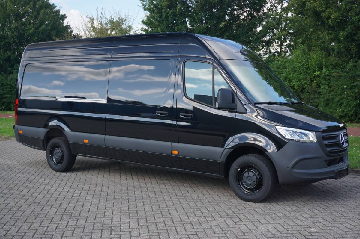 Mercedes-Benz Sprinter Mercedes-Benz Sprinter 319CDI L3H2 BPM VRIJ!! Navi, Camera, LED, Distronic 9G-Tronic!! NR. 831