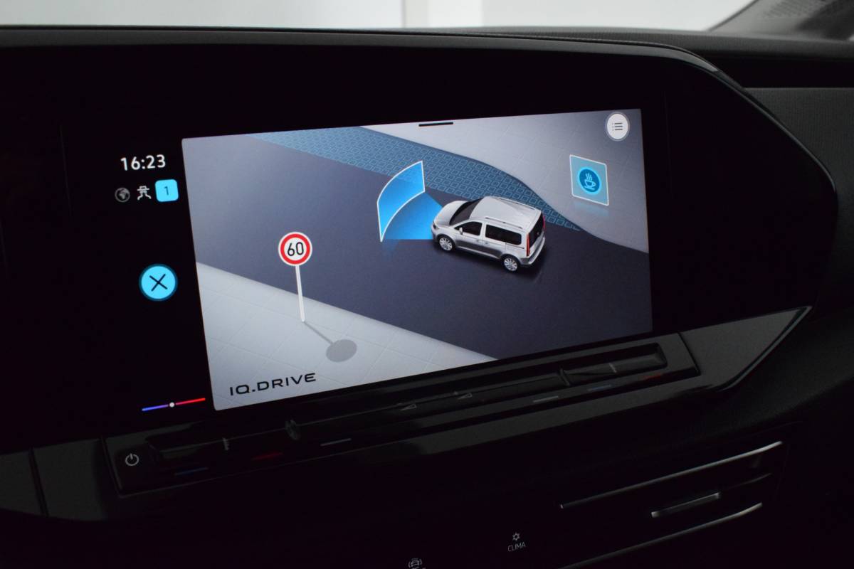 Volkswagen Caddy Volkswagen Caddy Cargo 2.0 TDI 75pk H6 75 Edition Virtual Cockpit Keyless Camera Leder Led Navigatie