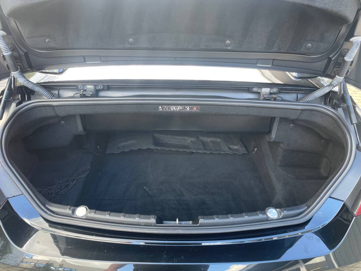 BMW 6 Serie BMW 6-serie Cabrio 650i High Executive Xenon-LED / Leder-Sportstoelen / Head-UP / 19″ LMV / 408 PK / Nieuwprijs €167.000