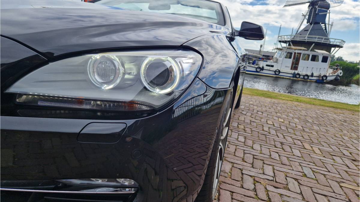 BMW 6 Serie BMW 6-serie Cabrio 650i High Executive Xenon-LED / Leder-Sportstoelen / Head-UP / 19″ LMV / 408 PK / Nieuwprijs €167.000