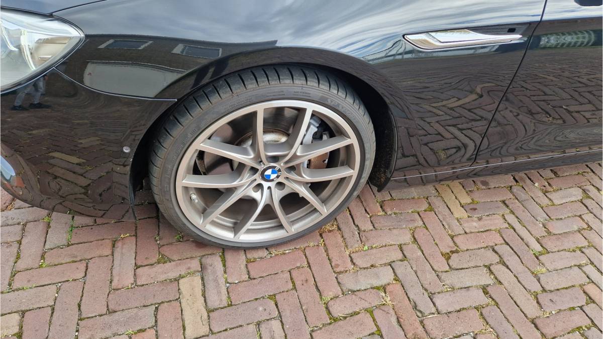 BMW 6 Serie BMW 6-serie Cabrio 650i High Executive Xenon-LED / Leder-Sportstoelen / Head-UP / 19″ LMV / 408 PK / Nieuwprijs €167.000