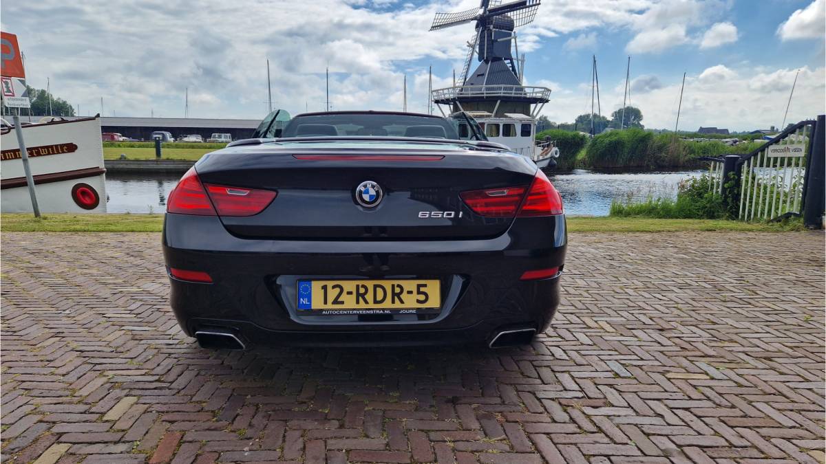 BMW 6 Serie BMW 6-serie Cabrio 650i High Executive Xenon-LED / Leder-Sportstoelen / Head-UP / 19″ LMV / 408 PK / Nieuwprijs €167.000