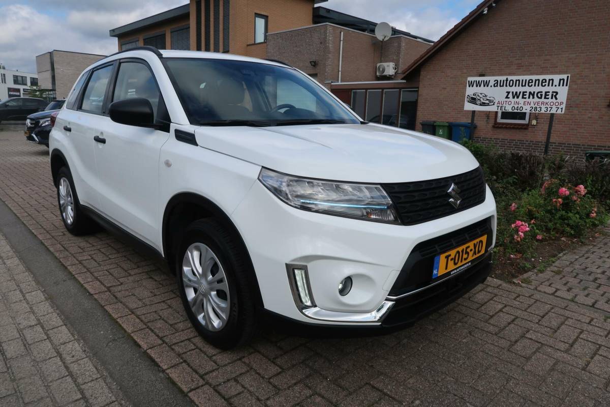 Suzuki Vitara Suzuki Vitara 1.4 Boosterjet Smart Hybrid NAVIGATIE|CARPLAY|LANE DETECTIE|ADAPTIVE CRUISECONTROL|AIRCO|DEALER ONDERHOUDEN