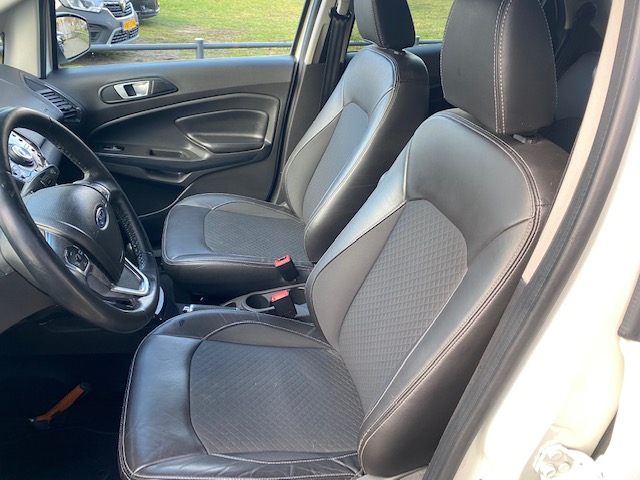 Ford EcoSport Ford EcoSport 1.0 EcoBoost Titanium Airco | Navi | Cruise contr. | Keyless | PDC v + a |