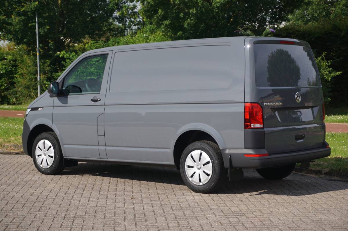 Volkswagen Transporter Volkswagen Transporter T6.1  2.0TDI 150PK BPM VRIJ!! App Connect, Cruise, Airco, Betimmering! NR. 731