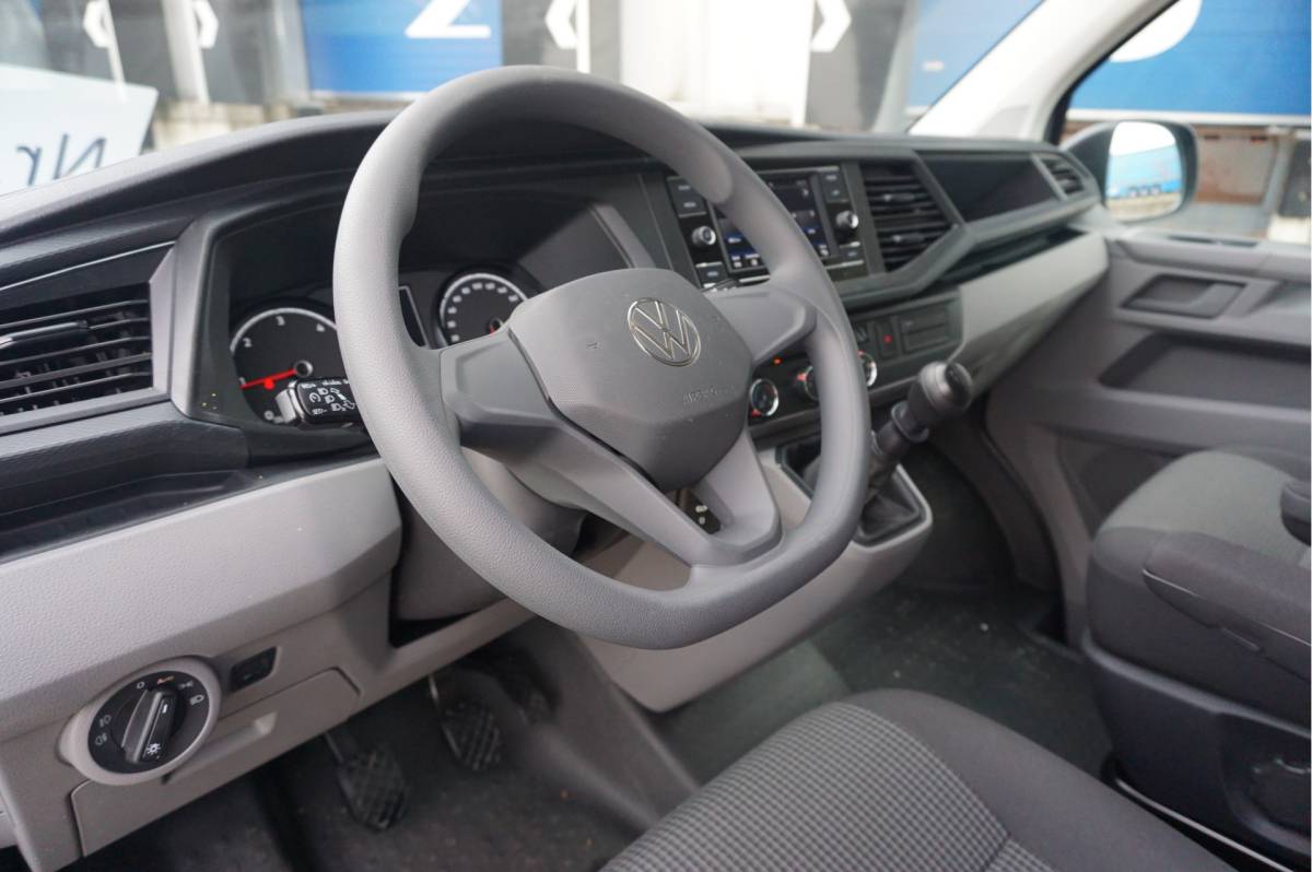 Volkswagen Transporter Volkswagen Transporter T6.1  2.0TDI 150PK BPM VRIJ!! App Connect, Cruise, Airco, Betimmering! NR. 731
