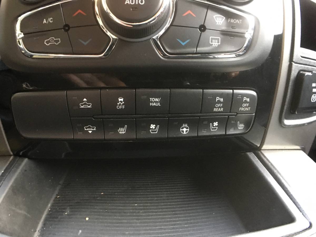 Dodge Ram 1500 Dodge Ram 1500 5.7 V8 4×4 Crew Cab 5’7 Sport Luchtvering, Mickeytomson velgen, magnaflow uitlaat, NAP, lage bijtelling