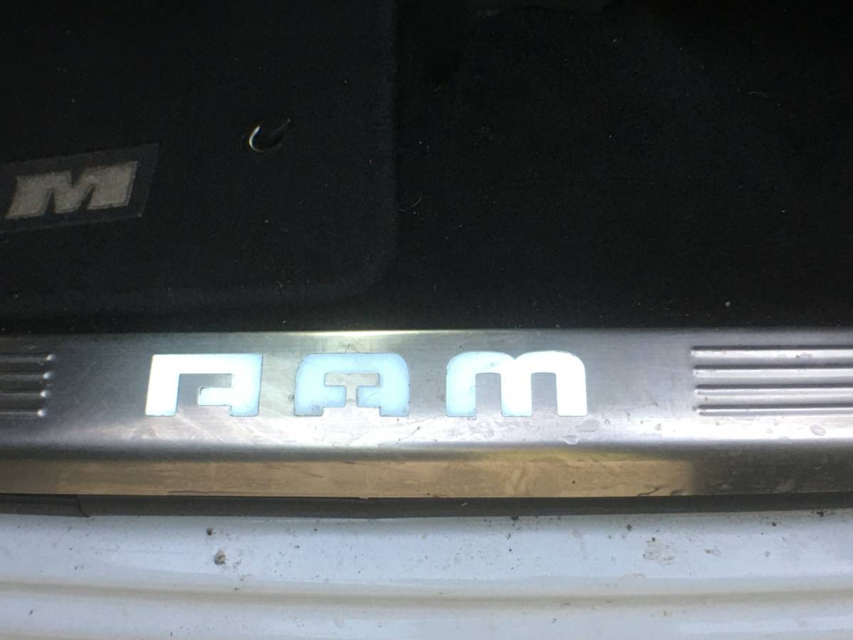 Dodge Ram 1500 Dodge Ram 1500 5.7 V8 4×4 Crew Cab 5’7 Sport Luchtvering, Mickeytomson velgen, magnaflow uitlaat, NAP, lage bijtelling