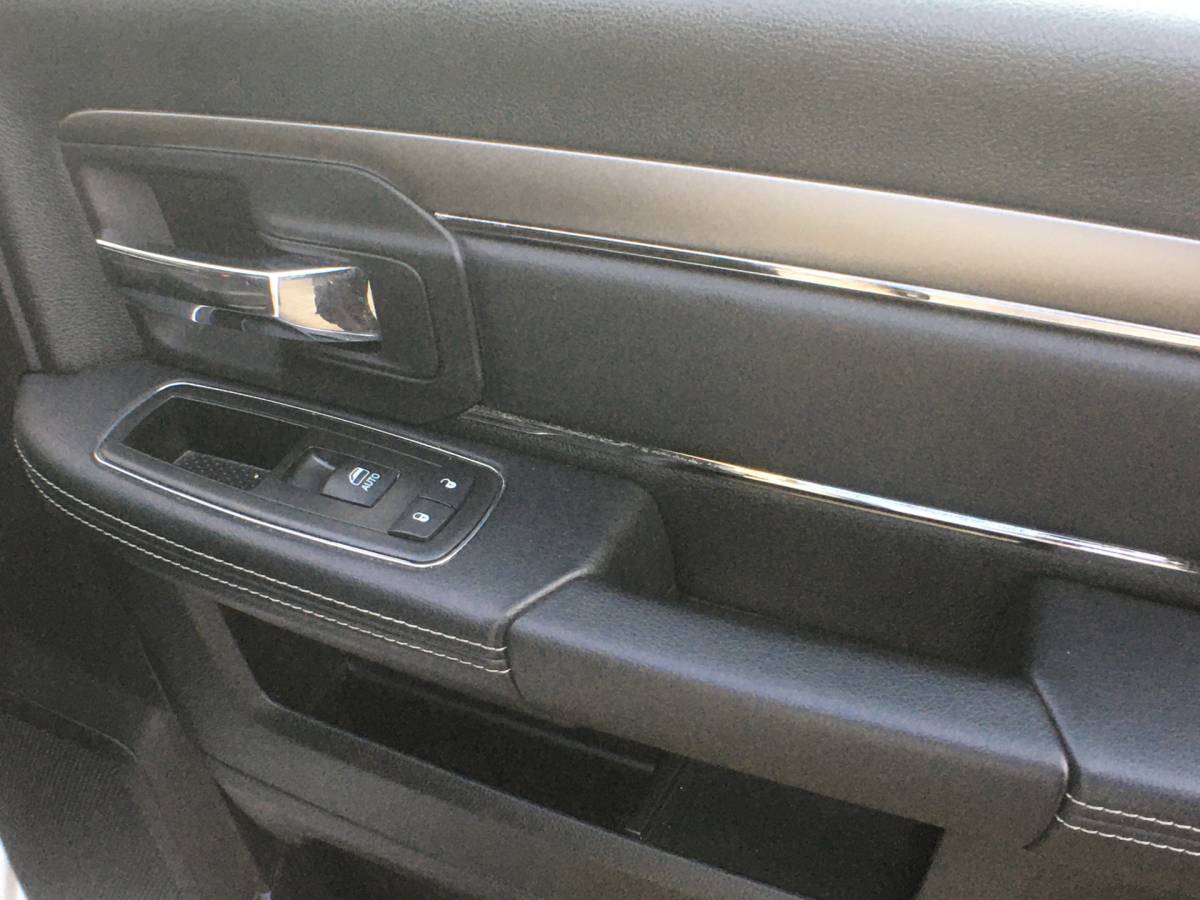 Dodge Ram 1500 Dodge Ram 1500 5.7 V8 4×4 Crew Cab 5’7 Sport Luchtvering, Mickeytomson velgen, magnaflow uitlaat, NAP, lage bijtelling