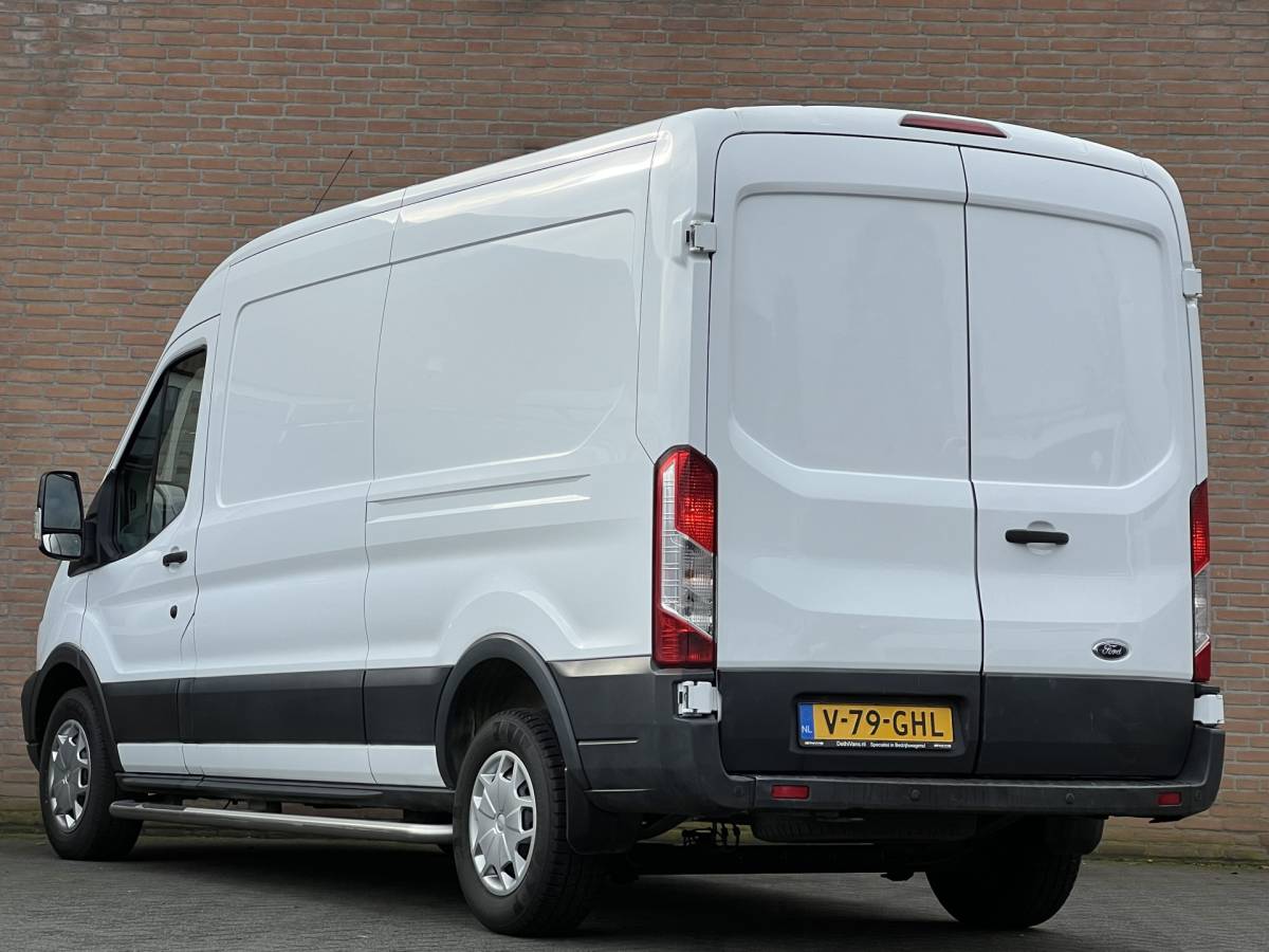 Ford Transit Ford Transit 2.0TDCI 130PK L3H2 / Cruisecontrol / Parkeersensoren / Euro6