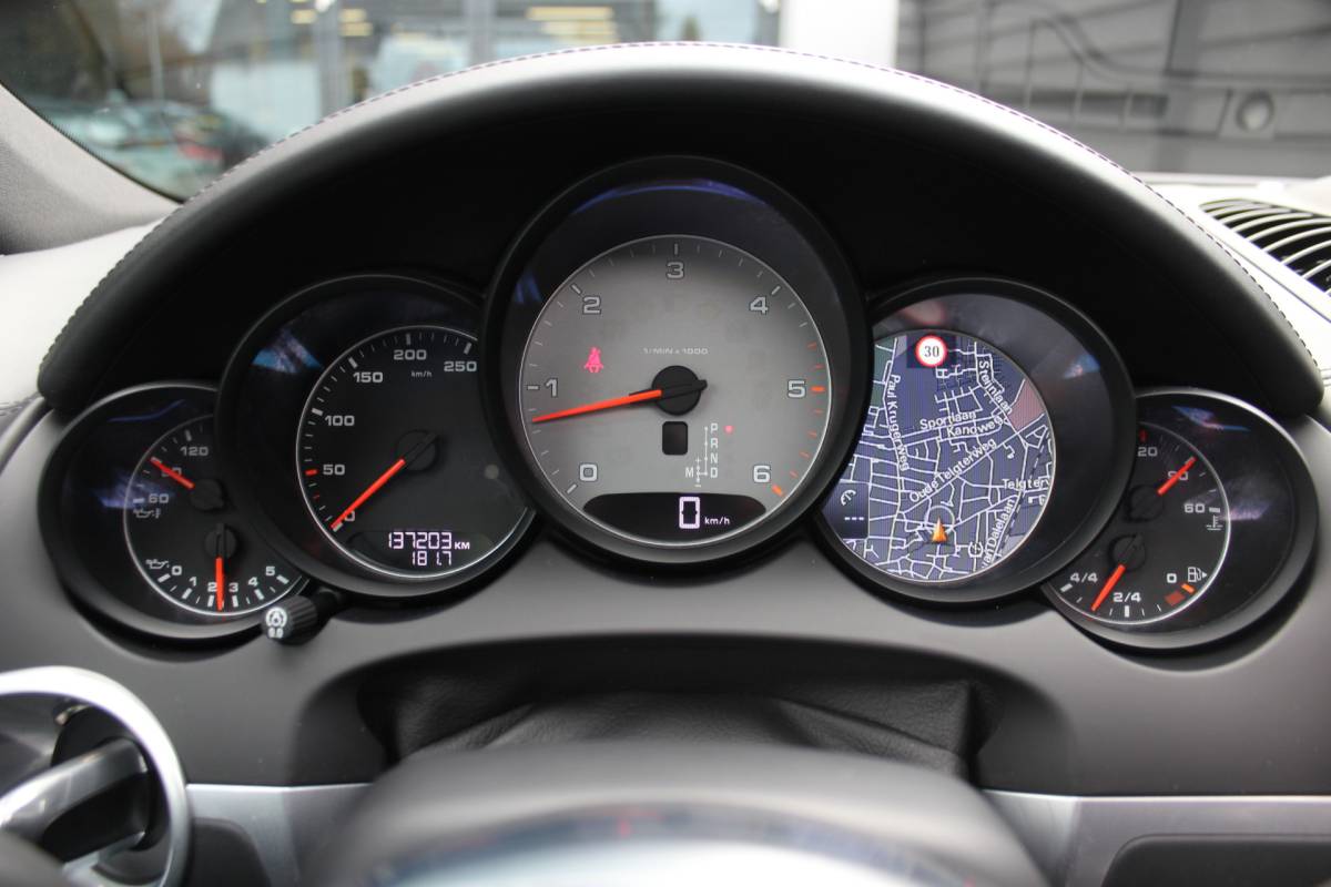 Porsche Cayenne Porsche Cayenne 4.2 D S – PANODAK – BURMESTER – KEYLESS – SPORTCHRONO –