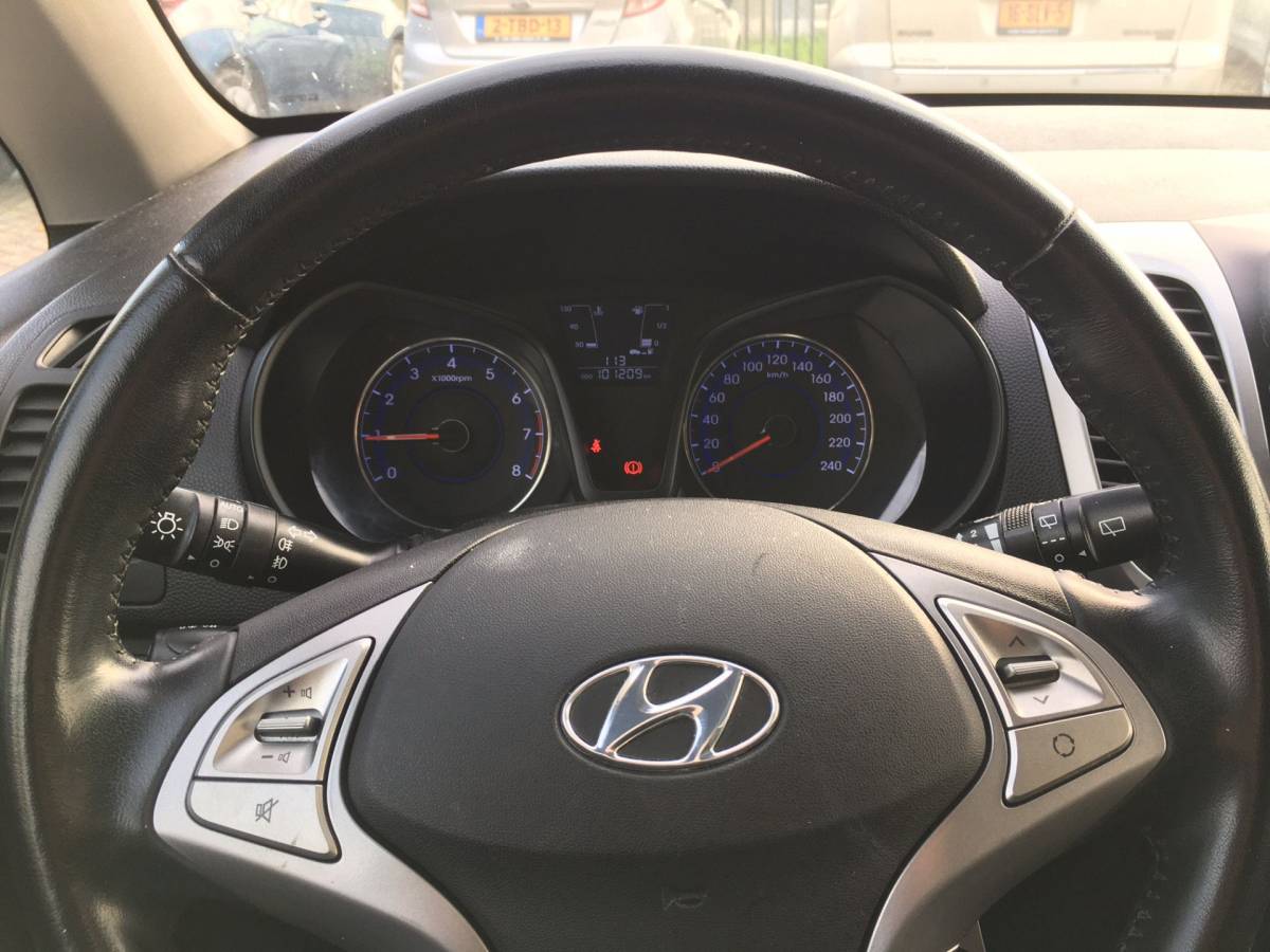 Hyundai ix20 Hyundai ix20 1.4i Go! Airco, Navigatie, Cruise Control, NAP, NL auto Trekhaak