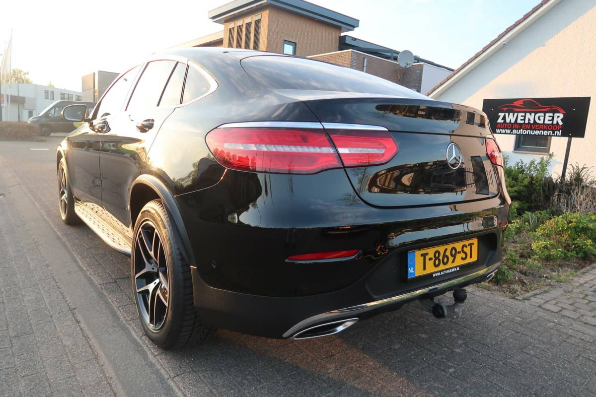 Mercedes-Benz GLC Mercedes GLC-klasse Coupe 300 4MATIC AMG|SCHUIFDAK|BURMESTER|SFEER VERLICHTING|CAMERA|DEALER ONDERHOUDEN