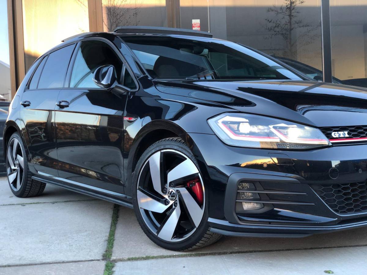 Volkswagen Golf Volkswagen GOLF 2.0 TSI GTI Performance – PANORAMA/ACC/FULL!