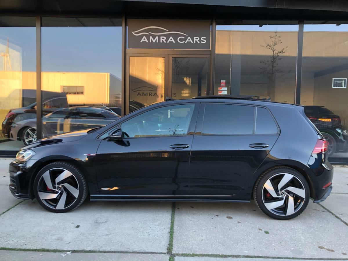 Volkswagen Golf Volkswagen GOLF 2.0 TSI GTI Performance – PANORAMA/ACC/FULL!