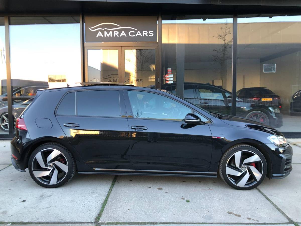Volkswagen Golf Volkswagen GOLF 2.0 TSI GTI Performance – PANORAMA/ACC/FULL!