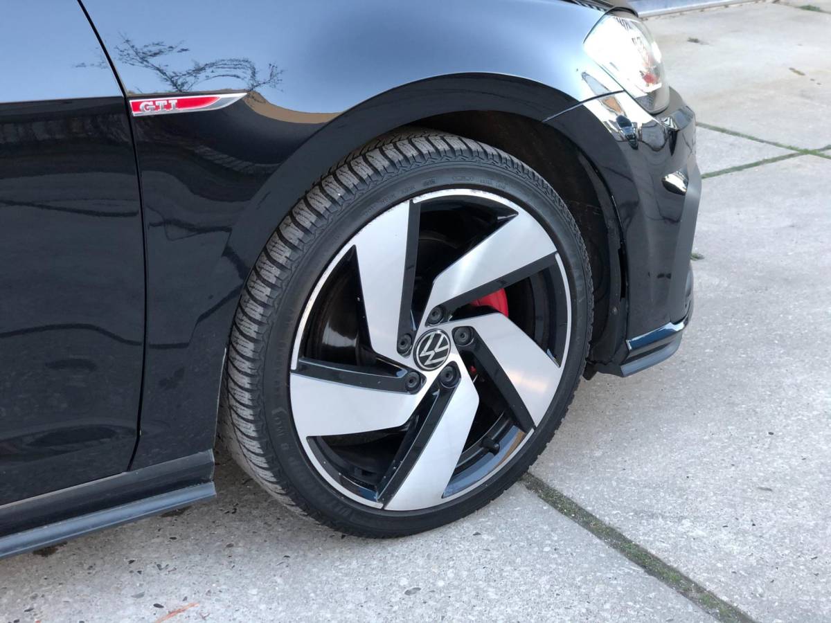 Volkswagen Golf Volkswagen GOLF 2.0 TSI GTI Performance – PANORAMA/ACC/FULL!