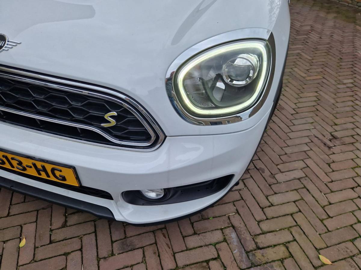 MINI Countryman Mini Mini Countryman 2.0 Cooper S E ALL4 Chili