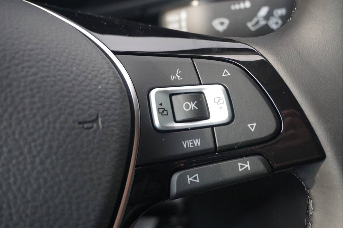 Volkswagen Crafter Volkswagen Crafter 35 177PK L3H3 AUT BPM VRIJ!! Navi, Cam, ACC, LED, Dual Tone Lak!! NR. 875