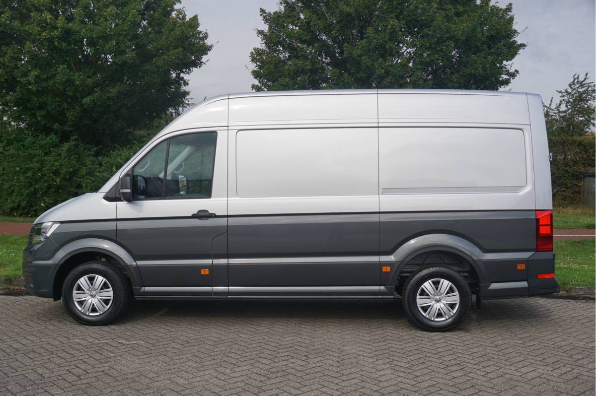 Volkswagen Crafter Volkswagen Crafter 35 177PK L3H3 AUT BPM VRIJ!! Navi, Cam, ACC, LED, Dual Tone Lak!! NR. 875