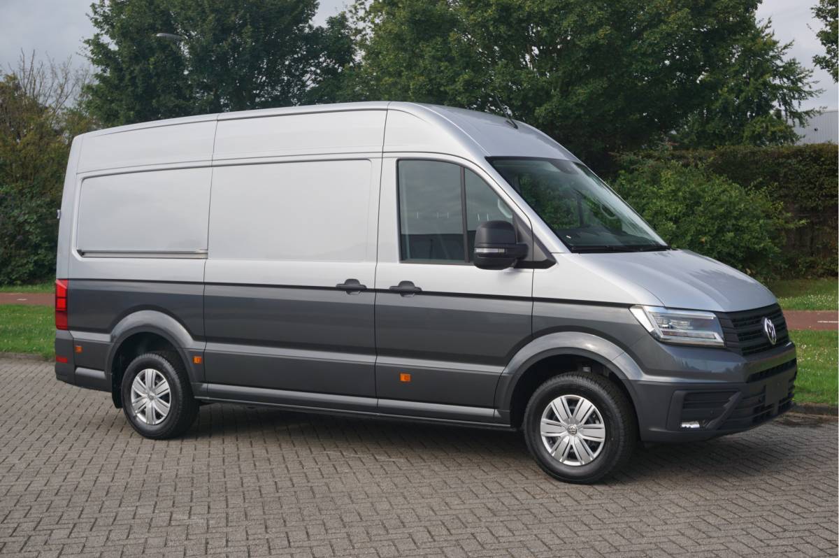 Volkswagen Crafter Volkswagen Crafter 35 177PK L3H3 AUT BPM VRIJ!! Navi, Cam, ACC, LED, Dual Tone Lak!! NR. 875