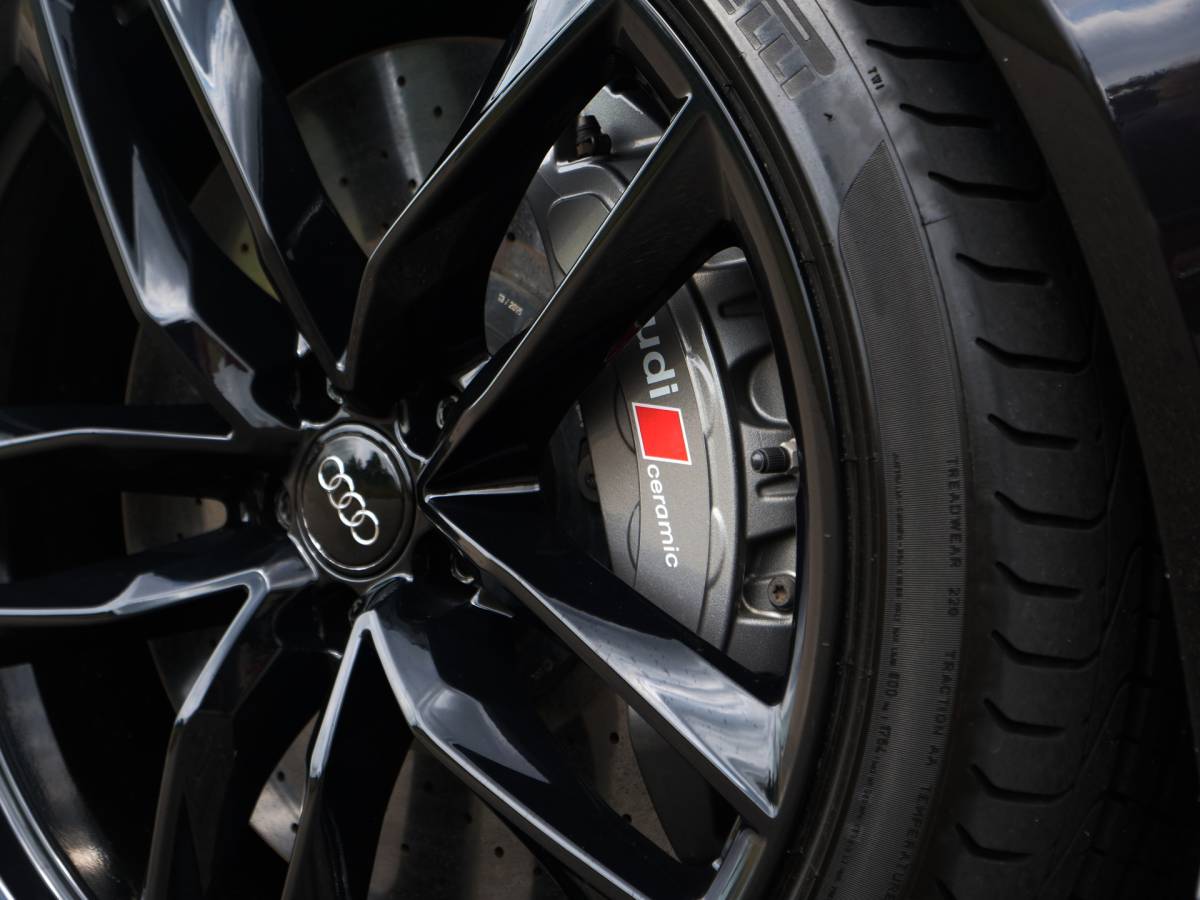 Audi RS6 Audi RS6 Avant 4.0 TFSI V8 Quattro | ABT | Bang&olufsen | Ceramic brake | head-up | night-vision..
