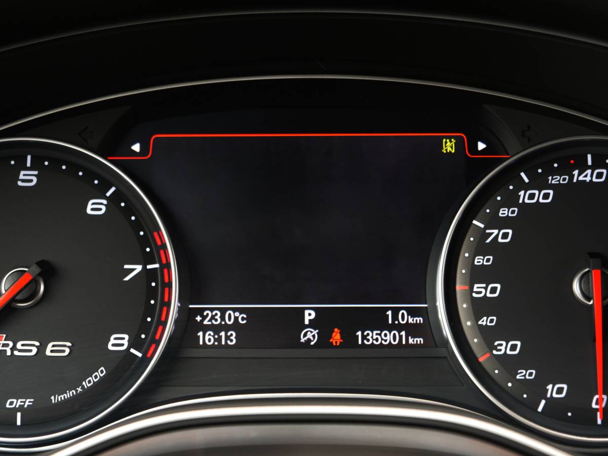Audi RS6 Audi RS6 Avant 4.0 TFSI V8 Quattro | ABT | Bang&olufsen | Ceramic brake | head-up | night-vision..