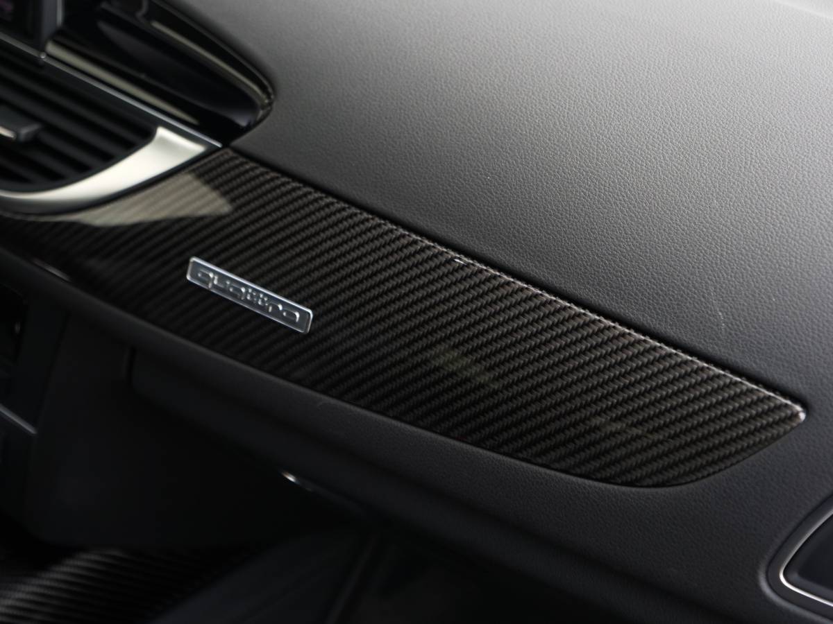 Audi RS6 Audi RS6 Avant 4.0 TFSI V8 Quattro | ABT | Bang&olufsen | Ceramic brake | head-up | night-vision..