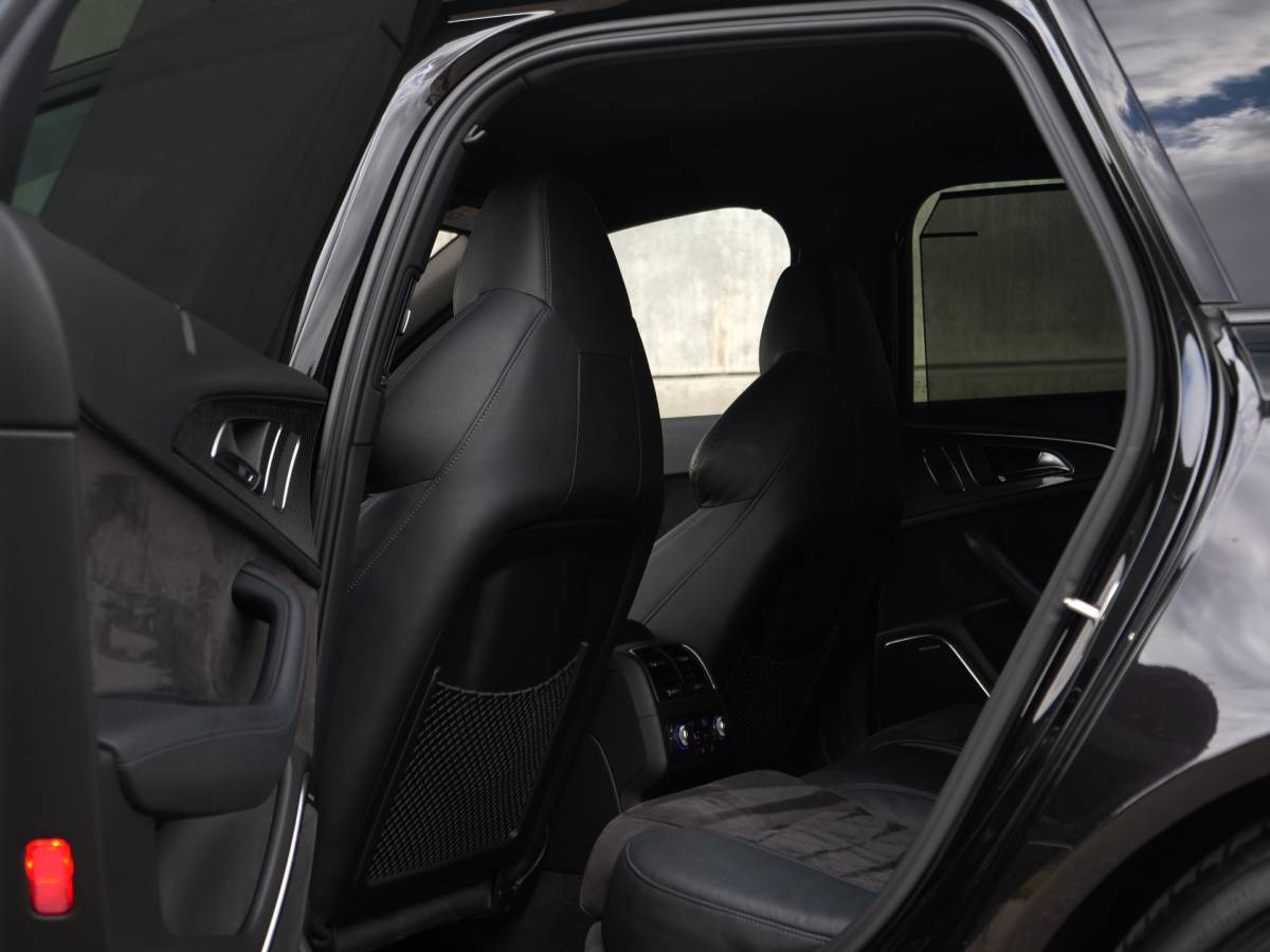 Audi RS6 Audi RS6 Avant 4.0 TFSI V8 Quattro | ABT | Bang&olufsen | Ceramic brake | head-up | night-vision..
